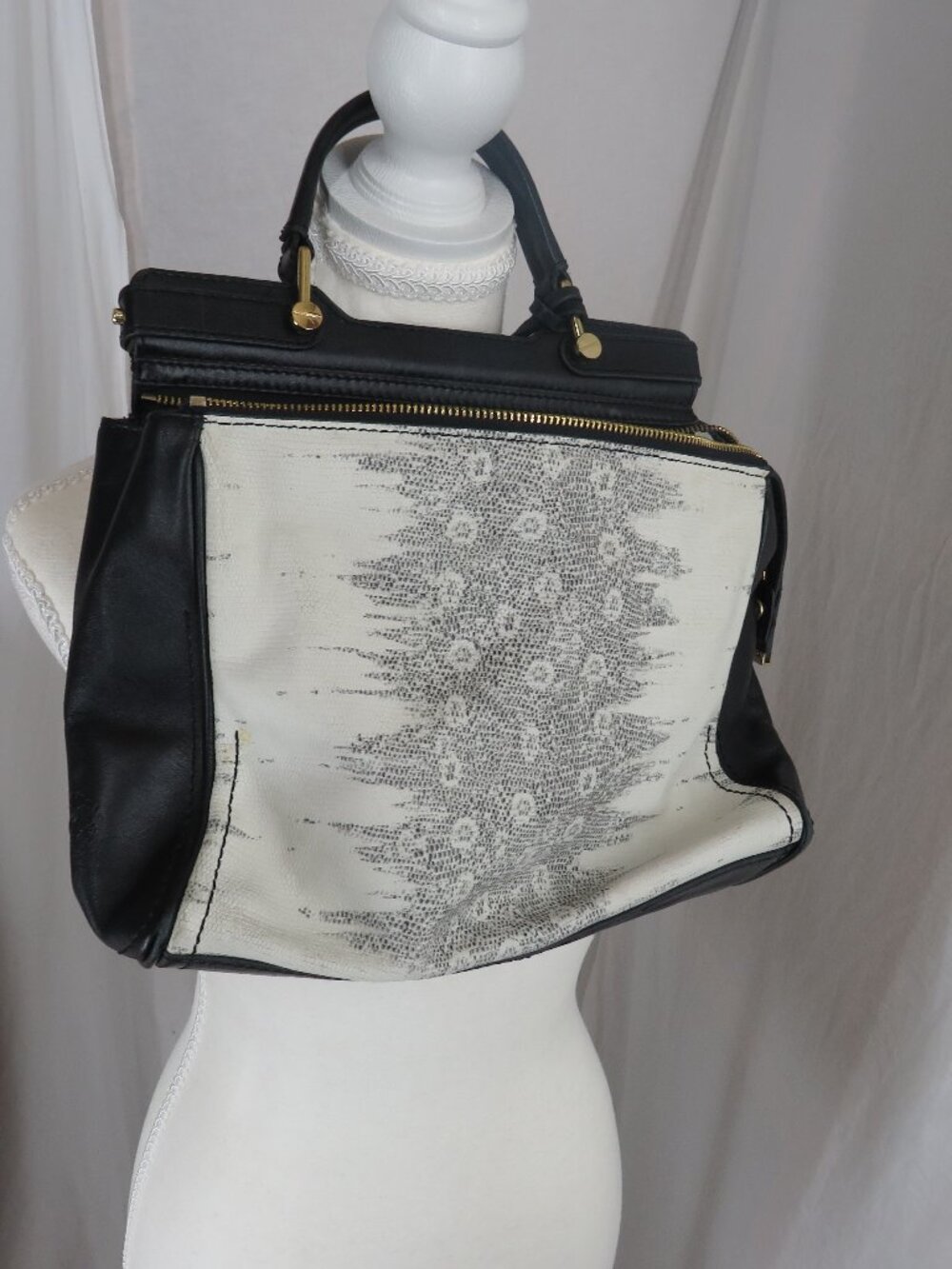 Vince Camuto Black Leather Satchel Snakeskin Print Gold Hardware Designer Bag